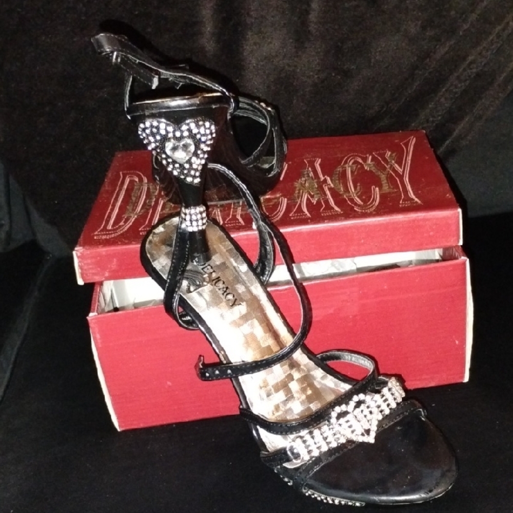 Delicacy Black Rhinestone Embellished Heels